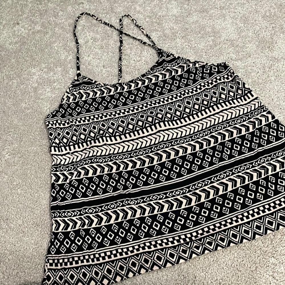 Forever 21 Bohemian Cross-back straps tank top
